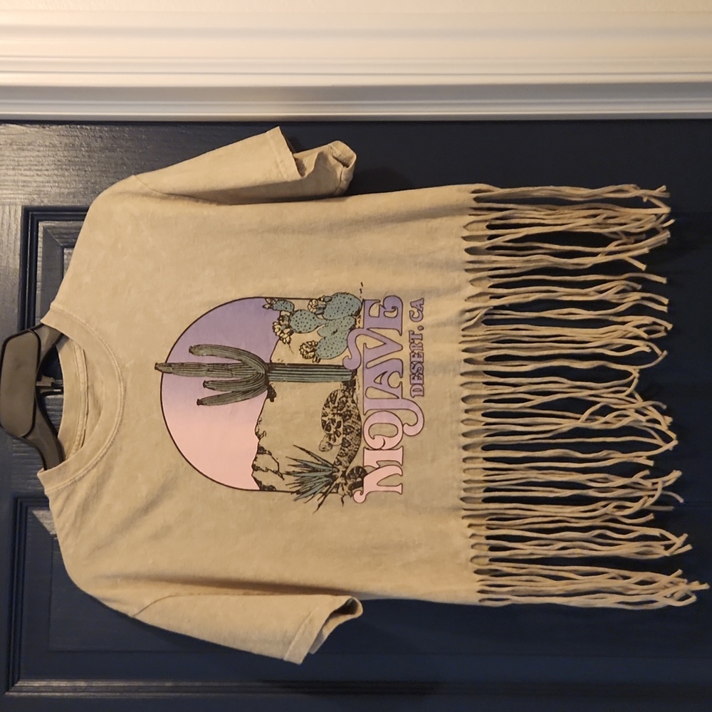 Fifth Sun Medium Fringed crop top t-shirt